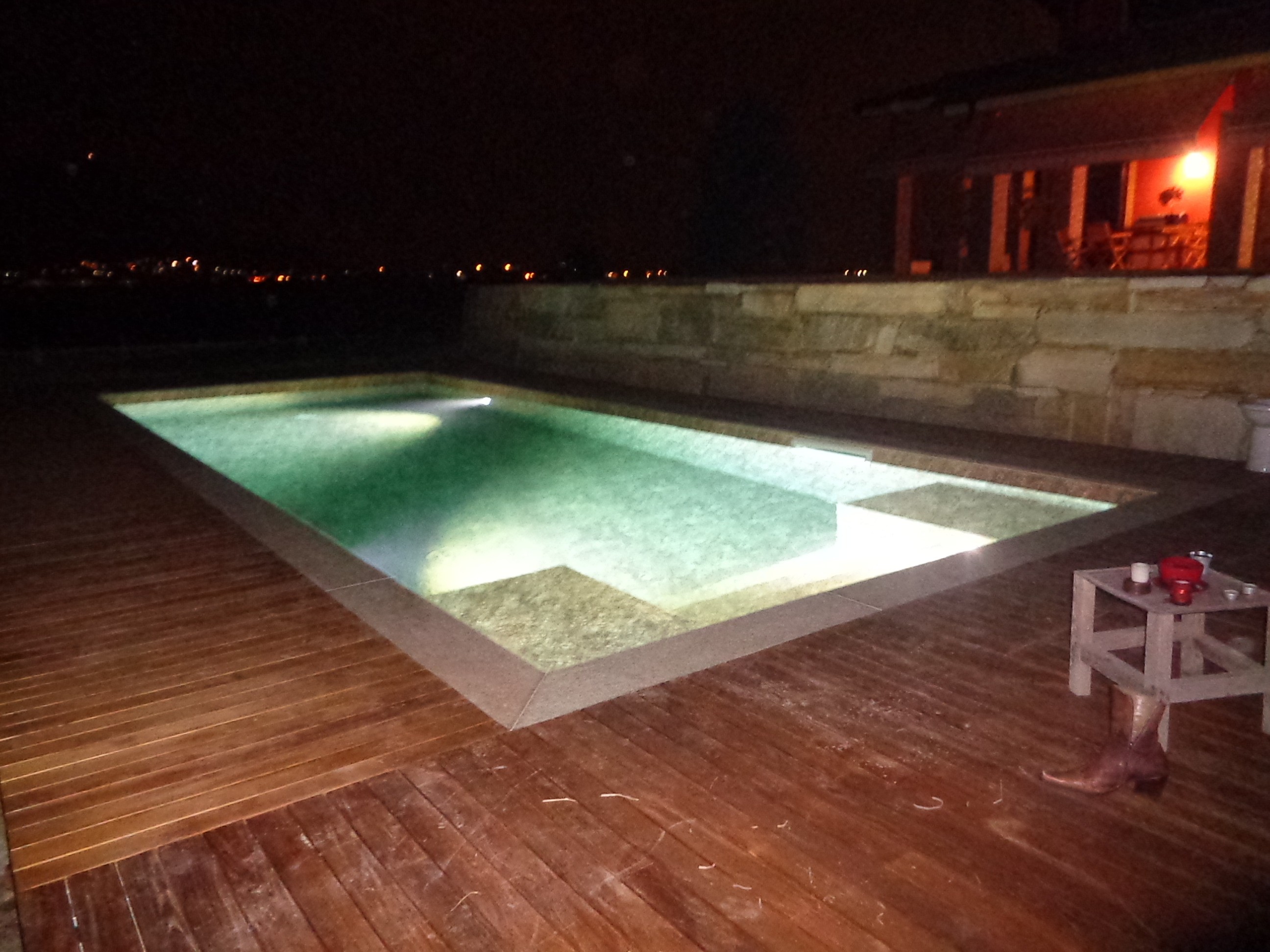 http://www.canavesiobruno-architetti.it/userfiles/image/Drago/Drago%20piscina%20finita%20010.jpg